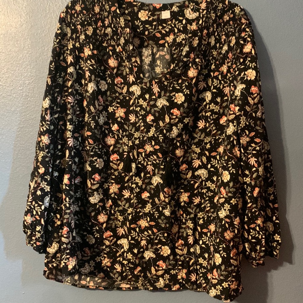 ❤️love this floral top